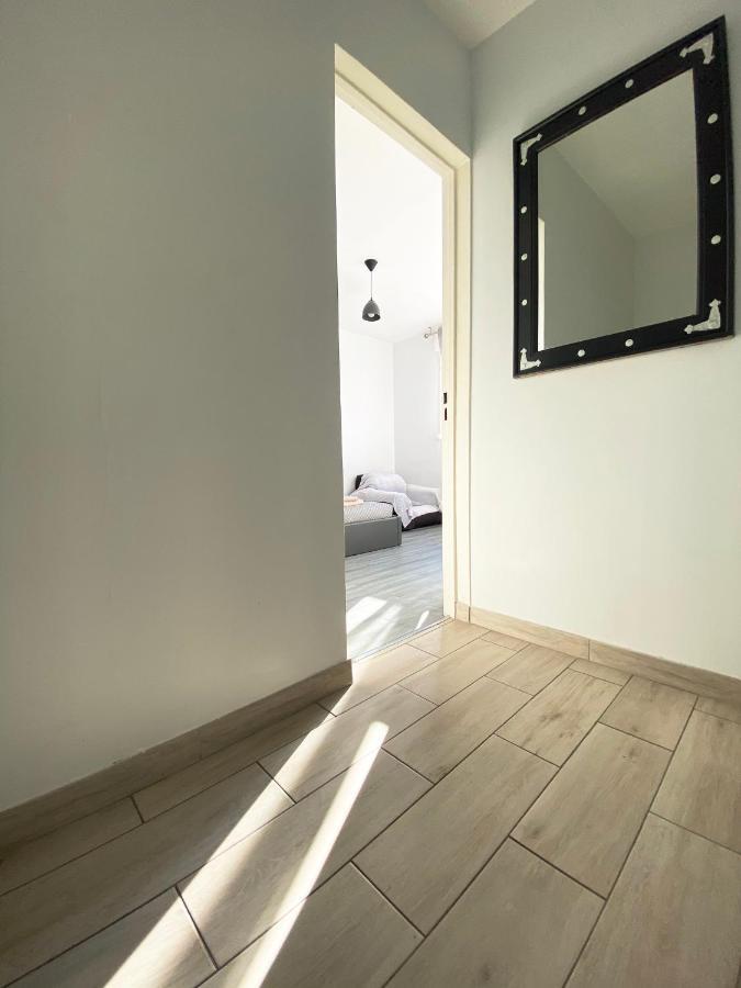 New ! Joli F2 - 10Min De La Mer Apartment Ница Екстериор снимка